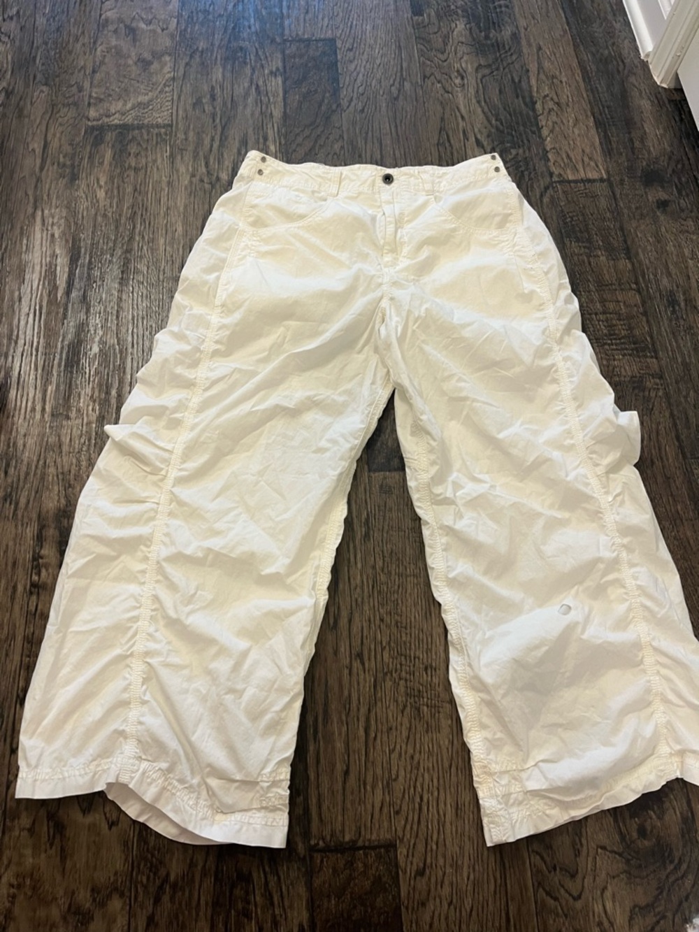Pilcro white High-Rise Pants with flaws - Picture 2 of 8